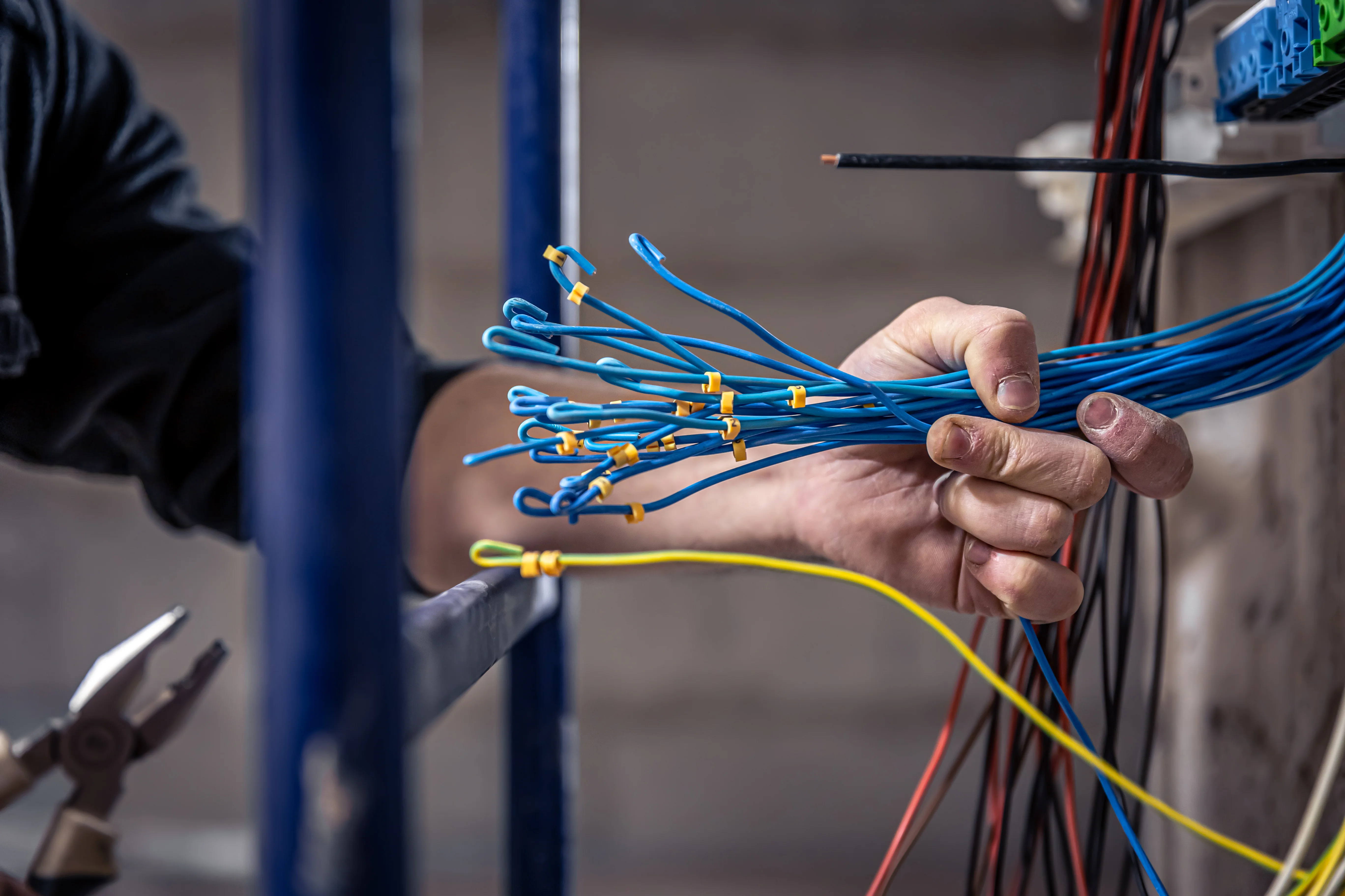 En Sık Görülen Elektrik Arızaları ve Çözümleri: Kayseri Elektrikçi İpuçları